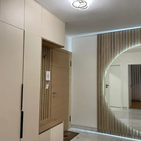 Apartman Tiffany Delux *